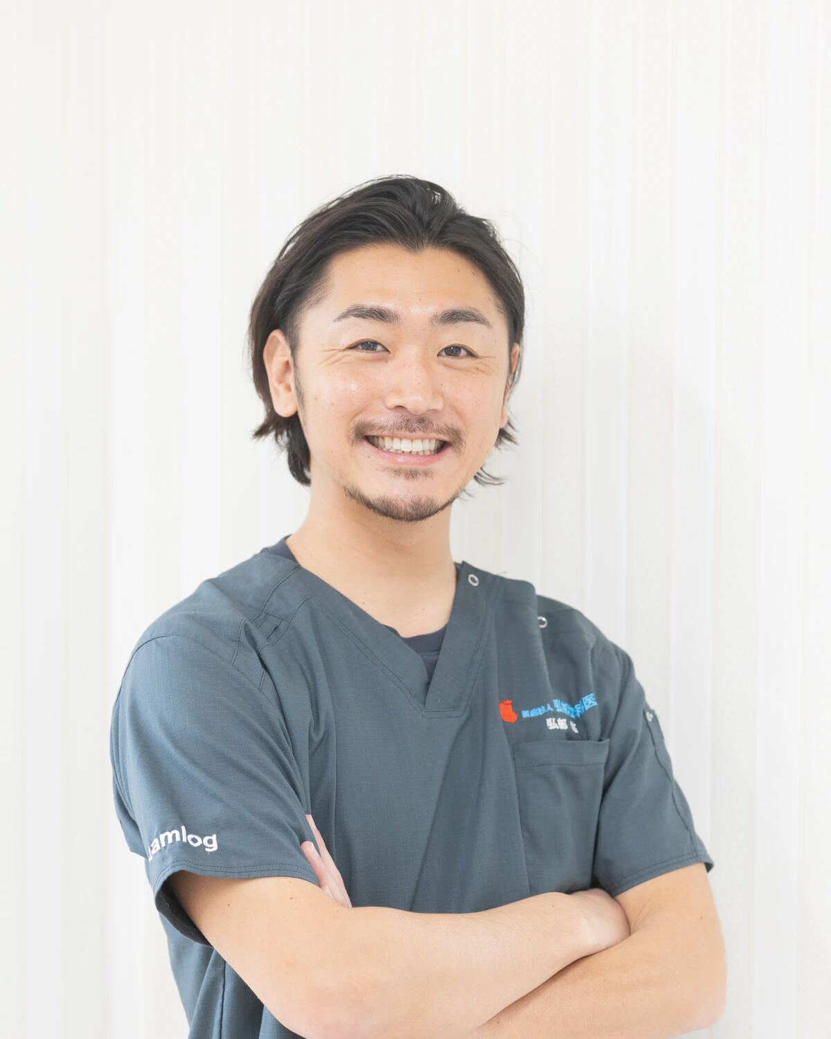 院長・代表理事 弘部 悠